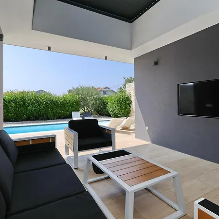 Villa Homes4you K2 *
